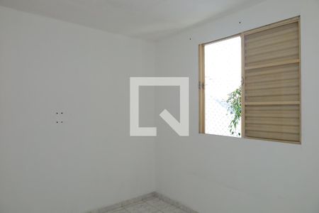 Quarto 2 de apartamento para alugar com 2 quartos, 49m² em Jardim Redil, São Paulo