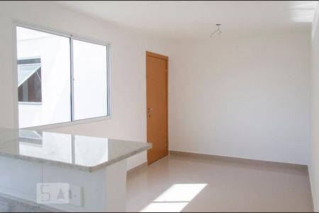 Sala de apartamento para alugar com 2 quartos, 42m² em São José, Canoas