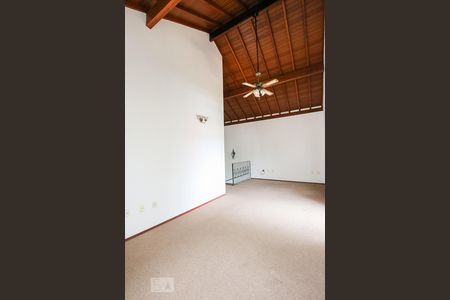 Casa à venda com 300m², 4 quartos e 2 vagas Casa à venda com 300m², 4 quartos e 2 vagasSala 2