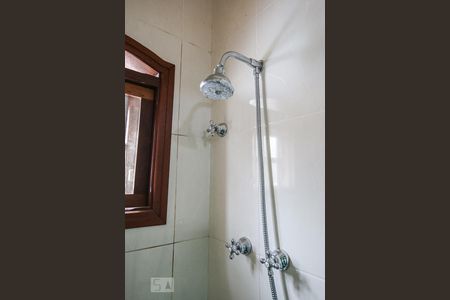 Casa à venda com 300m², 4 quartos e 2 vagas Casa à venda com 300m², 4 quartos e 2 vagasBanheiro