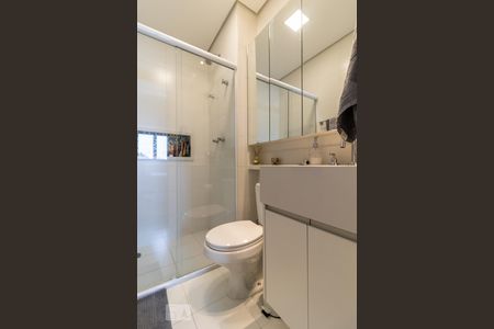 Apartamento à venda com 59m², 1 quarto e 2 vagas Apartamento à venda com 59m², 1 quarto e 2 vagasBanheiro da Suíte