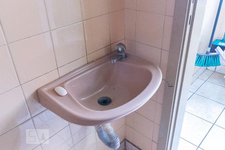 Apartamento à venda com 135m², 3 quartos e 2 vagas Apartamento à venda com 135m², 3 quartos e 2 vagasBanheiro de Serviço