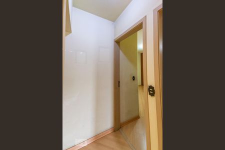 Apartamento à venda com 135m², 3 quartos e 2 vagas Apartamento à venda com 135m², 3 quartos e 2 vagasCorredor