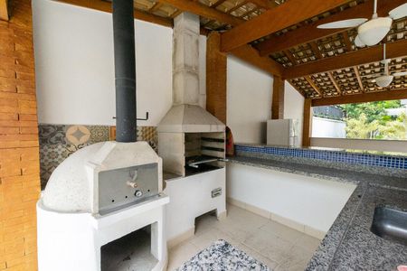 Apartamento à venda com 135m², 3 quartos e 2 vagas Apartamento à venda com 135m², 3 quartos e 2 vagasChurrasqueira