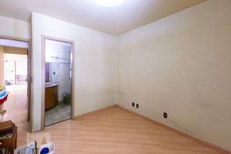 Apartamento à venda com 135m², 3 quartos e 2 vagas Apartamento à venda com 135m², 3 quartos e 2 vagasQuarto 1 Suíte