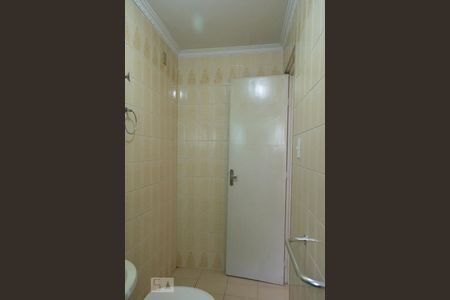 BANHEIRO de casa para alugar com 1 quarto, 65m² em Vila Palmeiras, São Paulo