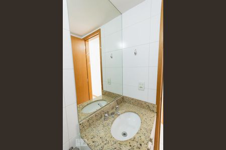 Banheiro Social de apartamento à venda com 2 quartos, 70m² em Jacarepaguá, Rio de Janeiro