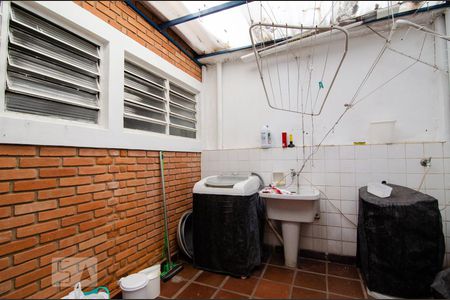 Casa para alugar com 228m², 5 quartos e 4 vagasÁrea externa