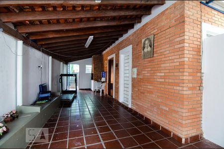 Casa para alugar com 228m², 5 quartos e 4 vagasÁrea externa