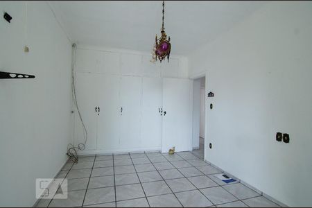 Casa para alugar com 228m², 5 quartos e 4 vagasSuíte