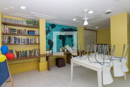 Apartamento à venda com 75m², 3 quartos e 1 vaga Apartamento à venda com 75m², 3 quartos e 1 vagaÁrea comum - Sala de Estudos