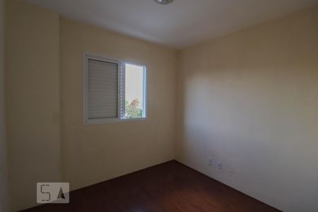 Dormitório de apartamento para alugar com 2 quartos, 52m² em Jardim Flor da Montanha, Guarulhos