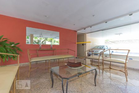 Apartamento para alugar com 93m², 3 quartos e 1 vagaÁrea comum -= Hall social