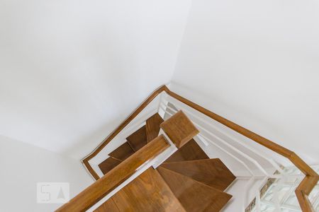 Apartamento para alugar com 140m², 4 quartos e 2 vagas Apartamento para alugar com 140m², 4 quartos e 2 vagasSegundo Andar - Escada