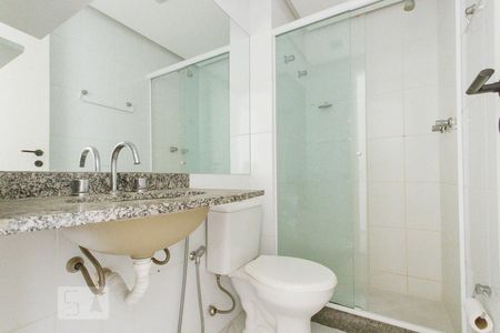 Apartamento para alugar com 140m², 4 quartos e 2 vagas Apartamento para alugar com 140m², 4 quartos e 2 vagasBanheiro Quarto 2 - Suíte 1 (Primeiro Andar)