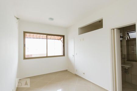 Apartamento para alugar com 140m², 4 quartos e 2 vagas Apartamento para alugar com 140m², 4 quartos e 2 vagasQuarto 4 - Suíte 2 (Segundo Andar)