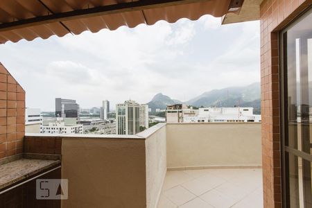 Apartamento para alugar com 140m², 4 quartos e 2 vagas Apartamento para alugar com 140m², 4 quartos e 2 vagasVista Quarto 4 - Suíte 2 (Segundo Andar)