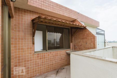 Apartamento para alugar com 140m², 4 quartos e 2 vagas Apartamento para alugar com 140m², 4 quartos e 2 vagasÁrea Externa - Segundo Andar