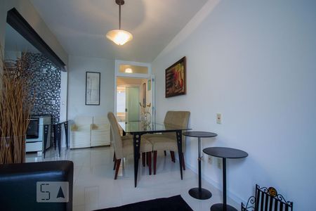 Sala de apartamento para alugar com 1 quarto, 45m² em Auxiliadora, Porto Alegre