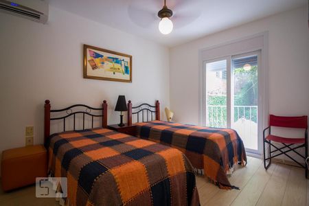 Quarto de apartamento para alugar com 1 quarto, 45m² em Auxiliadora, Porto Alegre