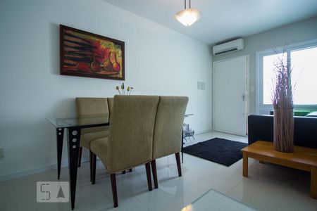Sala de apartamento para alugar com 1 quarto, 45m² em Auxiliadora, Porto Alegre