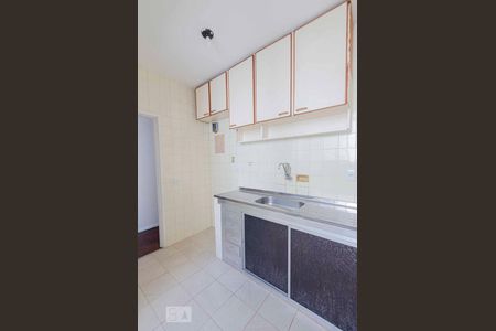 Apartamento à venda com 85m², 2 quartos e 1 vagaCozinha
