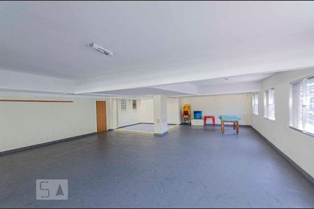 Apartamento à venda com 85m², 2 quartos e 1 vagaÁrea Comum - Playground