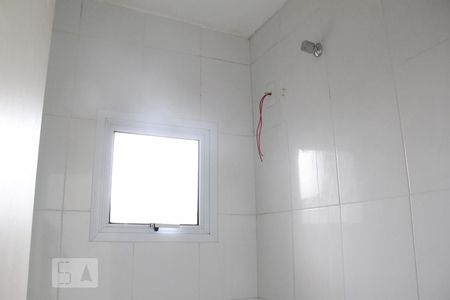 Banheiro de casa de condomínio para alugar com 3 quartos, 83m² em Jardim Copacabana, Jundiaí