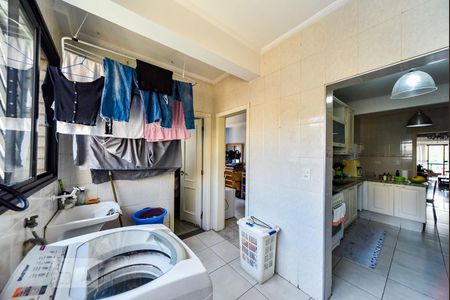 Apartamento à venda com 167m², 4 quartos e 2 vagas Apartamento à venda com 167m², 4 quartos e 2 vagasÁrea de Serviço