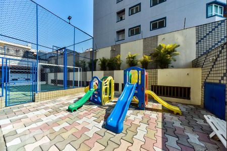 Apartamento à venda com 167m², 4 quartos e 2 vagas Apartamento à venda com 167m², 4 quartos e 2 vagasÁrea Comum - Playground