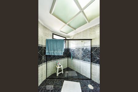 Apartamento à venda com 167m², 4 quartos e 2 vagas Apartamento à venda com 167m², 4 quartos e 2 vagasBanheiro da Suíte