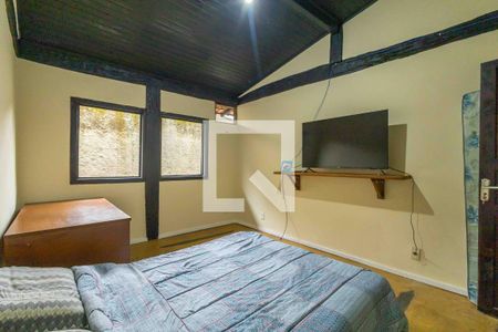 Casa à venda com 400m², 4 quartos e 4 vagas Casa à venda com 400m², 4 quartos e 4 vagasSuíte 2