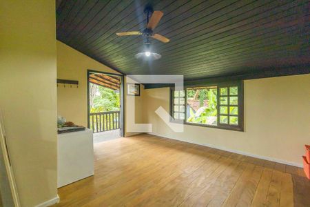 Casa à venda com 400m², 4 quartos e 4 vagas Casa à venda com 400m², 4 quartos e 4 vagasQuarto 2