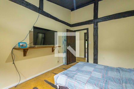 Casa à venda com 400m², 4 quartos e 4 vagas Casa à venda com 400m², 4 quartos e 4 vagasSuíte 2