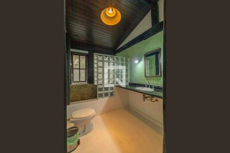 Casa à venda com 400m², 4 quartos e 4 vagas Casa à venda com 400m², 4 quartos e 4 vagasBanheiro da Suíte 1