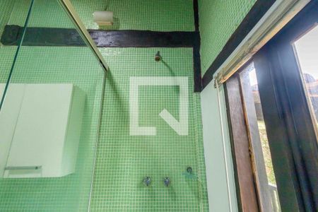 Casa à venda com 400m², 4 quartos e 4 vagas Casa à venda com 400m², 4 quartos e 4 vagasBanheiro Social