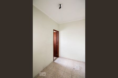 Casa à venda com 137m², 2 quartos e 8 vagasQuarto de serviço 