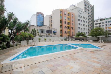 Apartamento para alugar com 76m², 2 quartos e 1 vaga Apartamento para alugar com 76m², 2 quartos e 1 vagaÁrea comum - Piscina