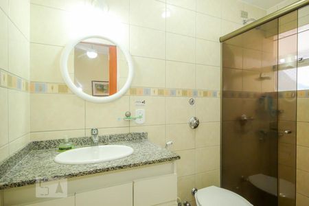 Apartamento para alugar com 76m², 2 quartos e 1 vaga Apartamento para alugar com 76m², 2 quartos e 1 vagaBanheiro - Suite