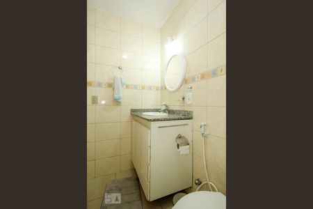 Apartamento para alugar com 76m², 2 quartos e 1 vaga Apartamento para alugar com 76m², 2 quartos e 1 vagaBanheiro - Suite