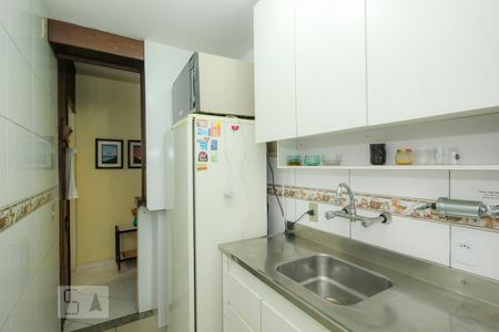 Apartamento para alugar com 76m², 2 quartos e 1 vaga Apartamento para alugar com 76m², 2 quartos e 1 vagaCozinha