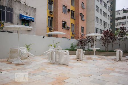 Apartamento para alugar com 76m², 2 quartos e 1 vaga Apartamento para alugar com 76m², 2 quartos e 1 vagaÁrea comum - Piscina