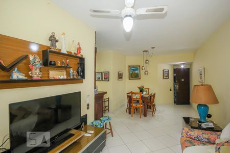 Sala de apartamento para alugar com 2 quartos, 76m² em Copacabana, Rio de Janeiro