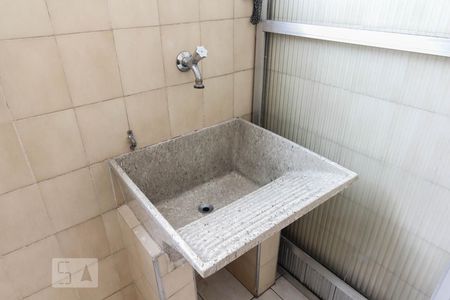 Apartamento à venda com 75m², 2 quartos e 2 vagas Apartamento à venda com 75m², 2 quartos e 2 vagasÁrea de serviço