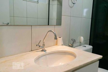 Pia do Banheiro de apartamento para alugar com 2 quartos, 56m² em Norte (águas Claras), Brasília