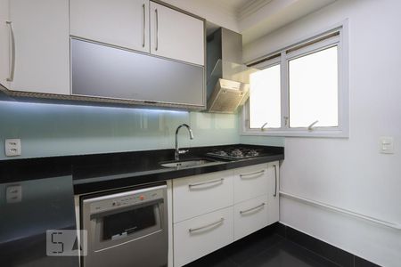 Apartamento para alugar com 122m², 3 quartos e 2 vagas Apartamento para alugar com 122m², 3 quartos e 2 vagasCozinha