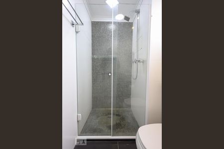 Apartamento para alugar com 122m², 3 quartos e 2 vagas Apartamento para alugar com 122m², 3 quartos e 2 vagasSuíte Banheiro