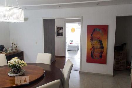 Casa à venda com 385m², 6 quartos e 2 vagasSala de Jantar principal 