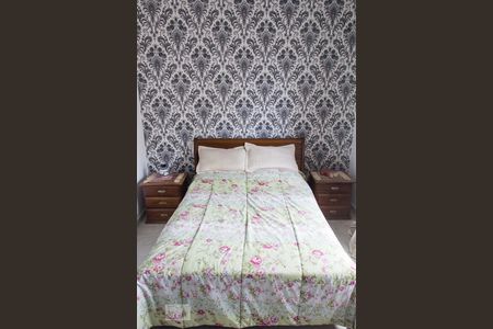 Casa à venda com 385m², 6 quartos e 2 vagasQuarto 2 - Suíte