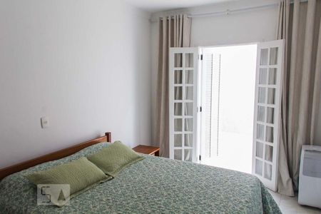 Casa à venda com 385m², 6 quartos e 2 vagasQuarto 4